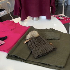 Gracie's | 1939 Central Street