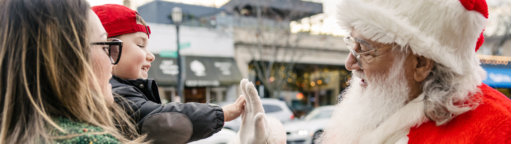 Very_large_small_business_saturday___late-er_night_thursday_3_