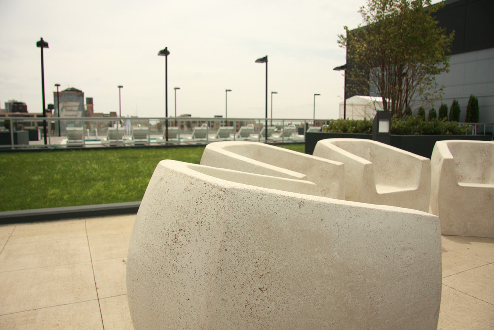 Very_large_5_chairs_detail